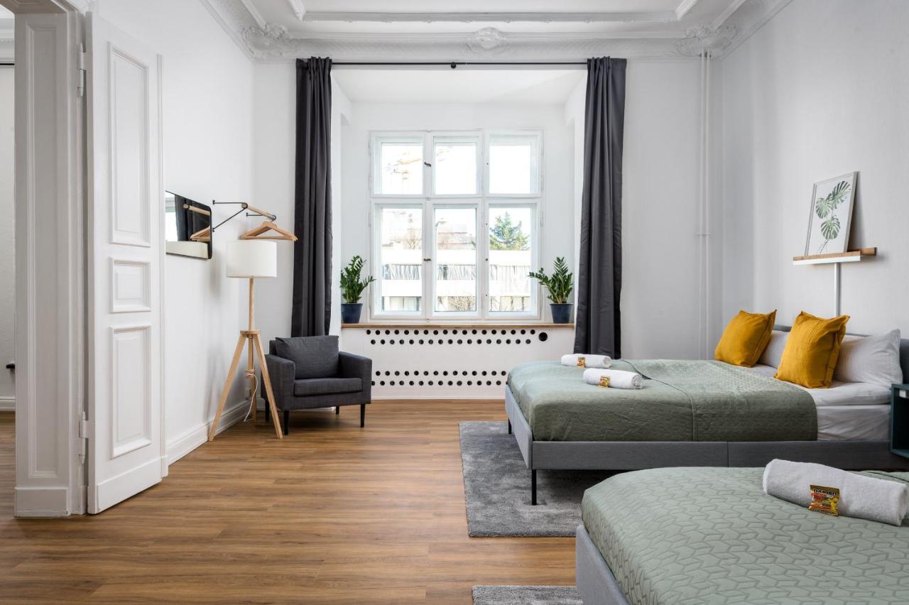 Riesiges Apartment Nahe Kudamm Sehr Schoner Altbau 123M2 Gross 12 Gaste Берлин Экстерьер фото